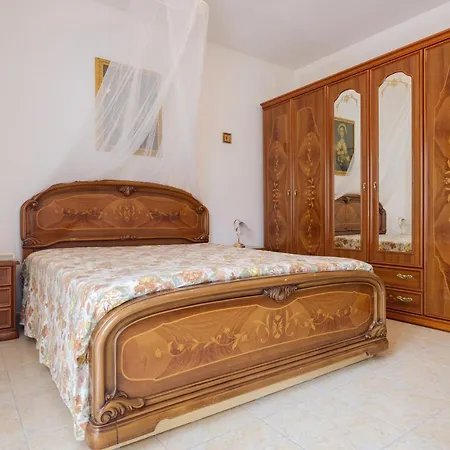 度假居 Casa Azzurra 107m Dal Mare 卡萨拉柏特