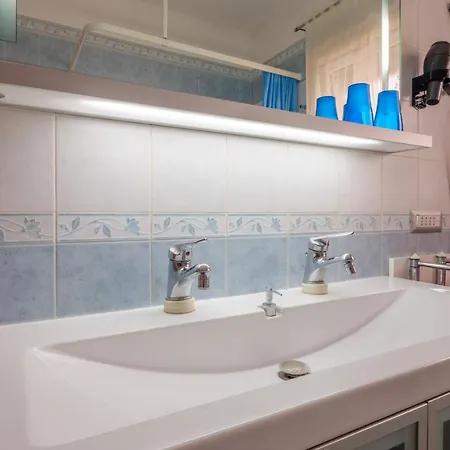 Casa Azzurra 107m Dal Mare 卡萨拉柏特